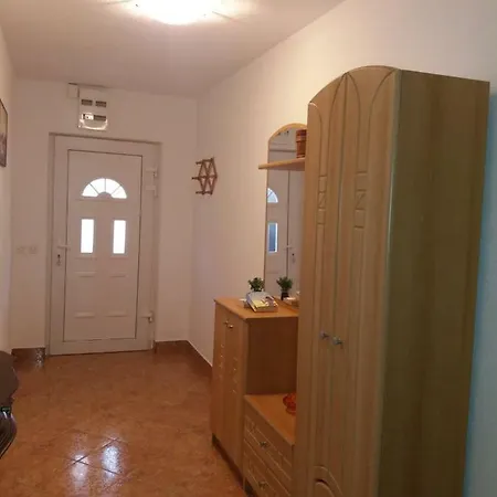 Ana Appartement *
